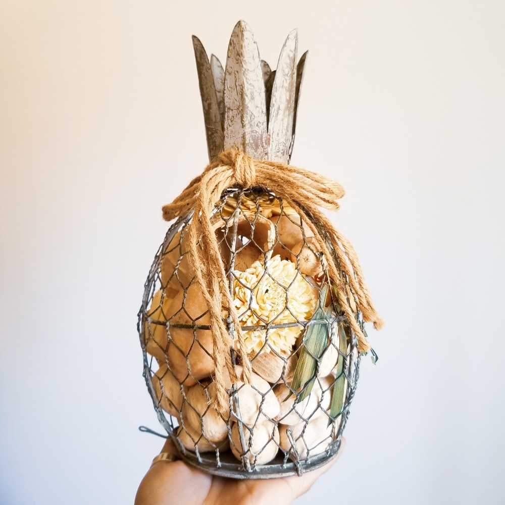 Pineapple Hotpourri Holder